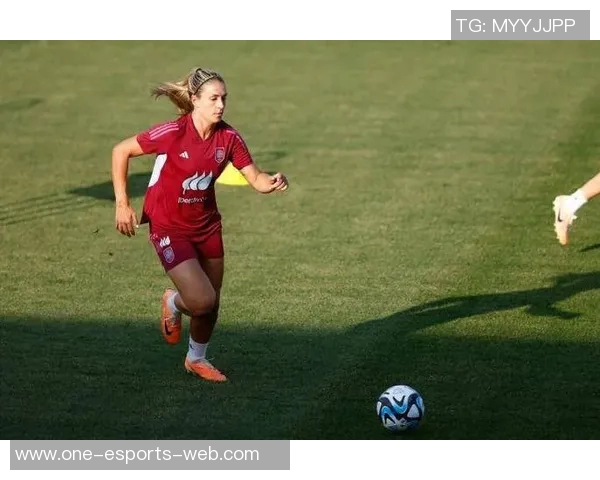 权健女足球星精彩表现视频引关注 展现超强实力与拼搏精神 权健女足球星精彩表现视频引关注 展现超强实力与拼搏精神