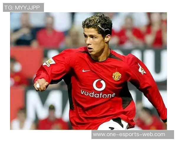 一分钟带你认识足球巨星从个人成长到赛场风采全方位解析