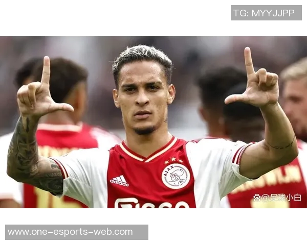 安东尼足球明星是谁 他的成就与风采引发广泛关注解析